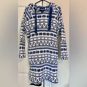 Nautica Blue and White Patterned Hooded Fleece Lounge Dress